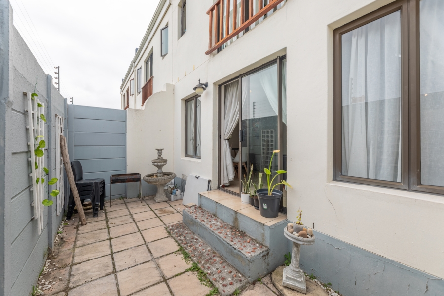 3 Bedroom Property for Sale in Parklands Western Cape